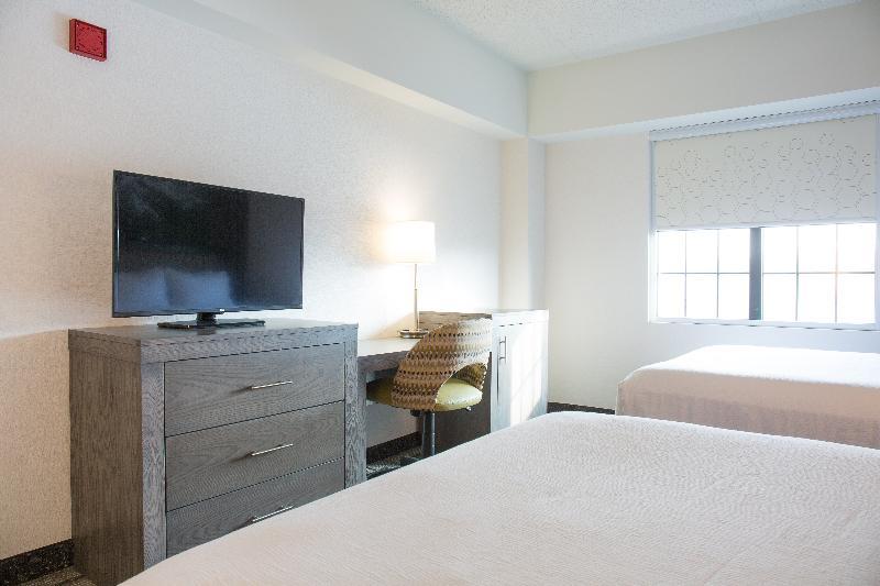 Holiday Inn Lafayette-City Centre By Ihg Екстер'єр фото